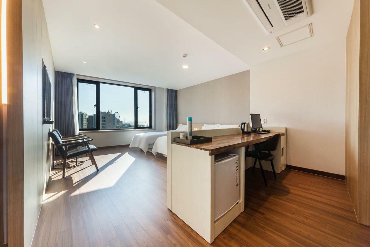 Incheon Blue Marine Hotel المظهر الخارجي الصورة