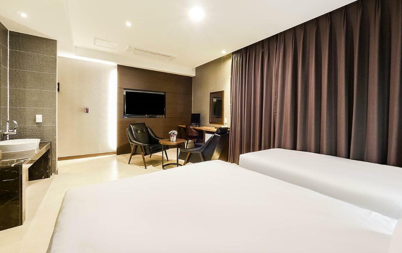 Incheon Blue Marine Hotel المظهر الخارجي الصورة